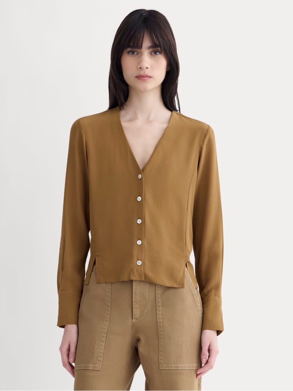 Everlane The V-Neck Blouse in Washable Silk Toffee Size 2 100% Silk NWOT